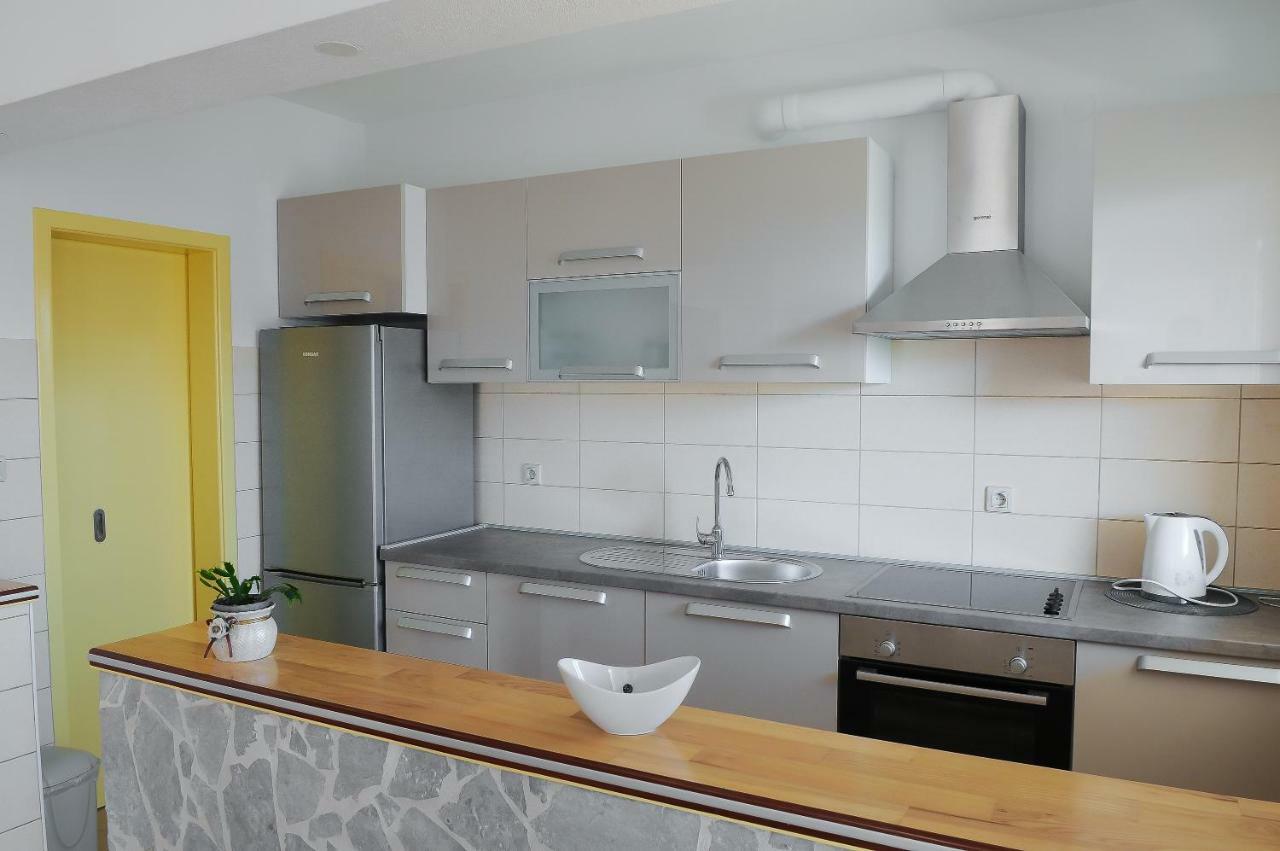 Apartment Neva Σπλιτ Εξωτερικό φωτογραφία